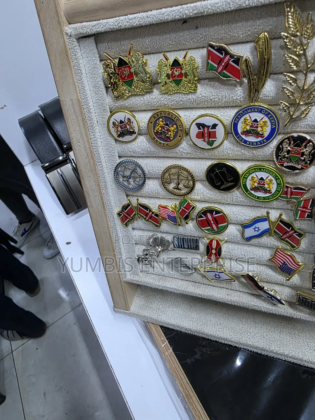 Lapel Pins at 350