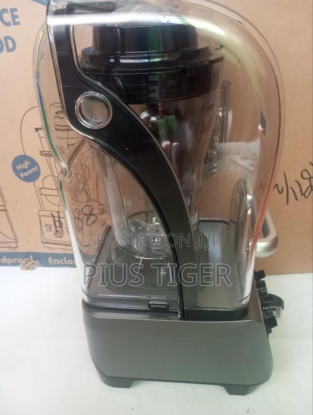 Commercial Soundproof Blender