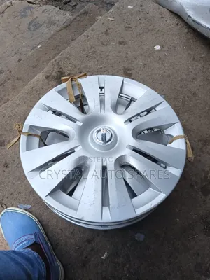Nissan Wheel Caps