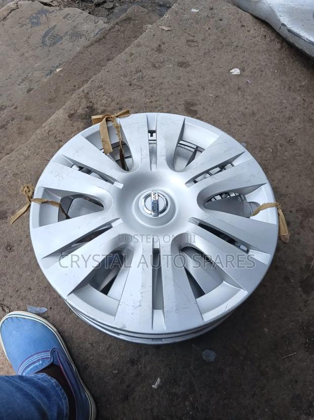 Nissan Wheel Caps