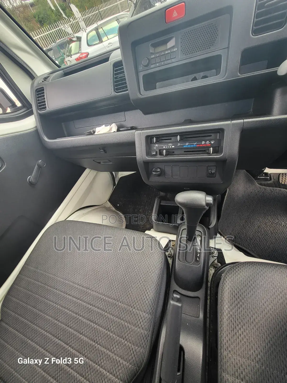 Daihatsu HIJET 2018 White