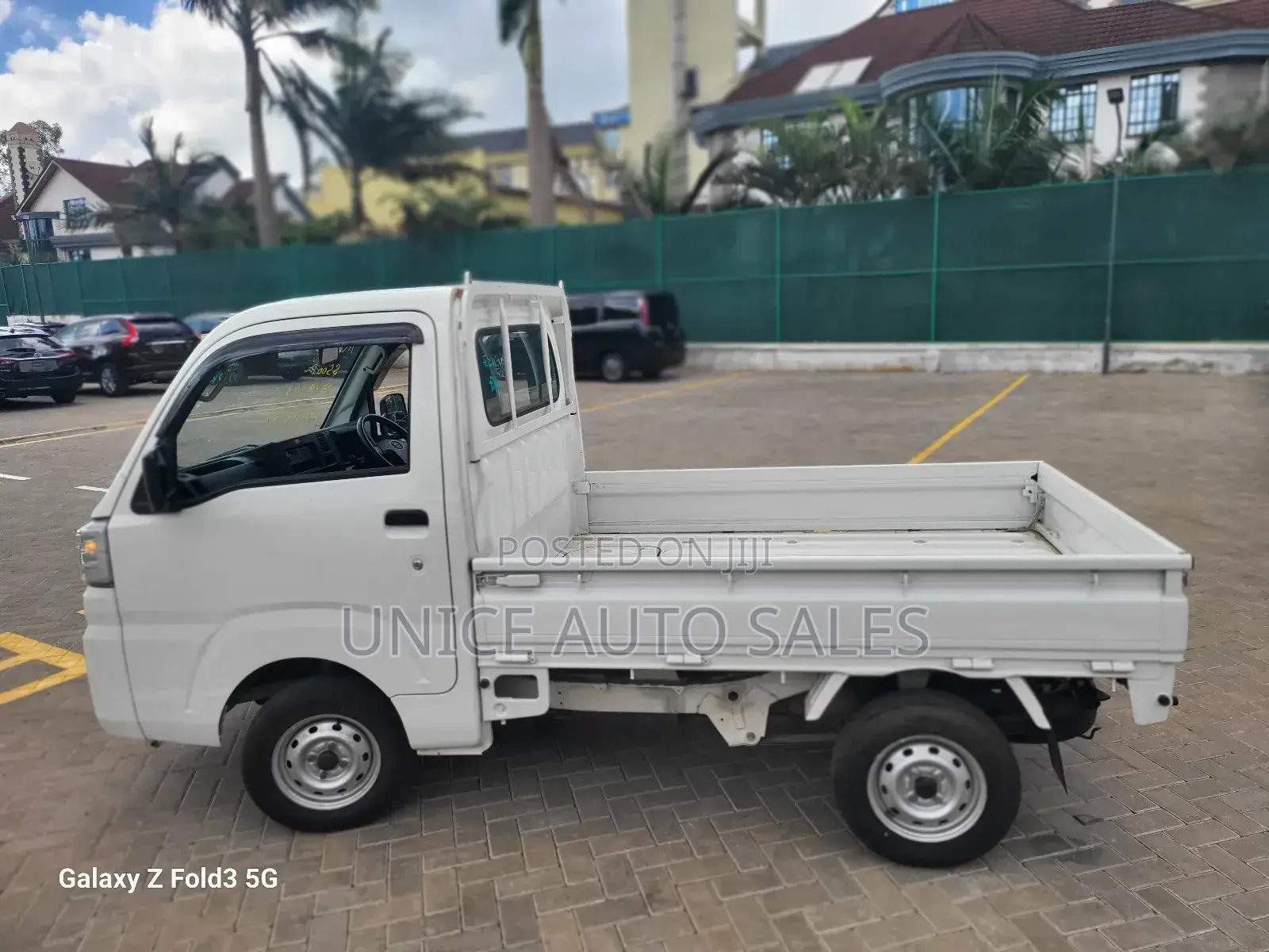 Daihatsu HIJET 2018 White