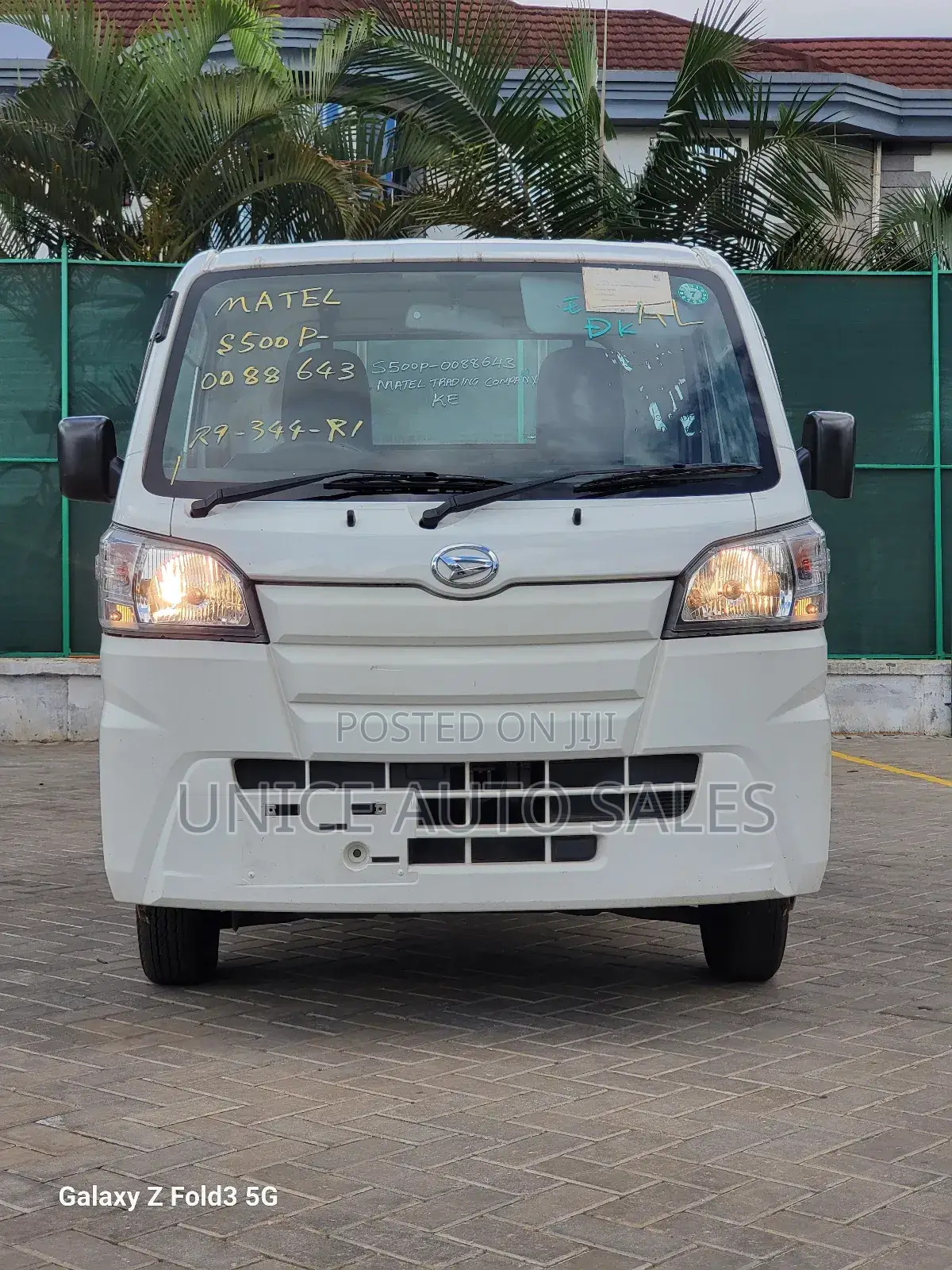 Daihatsu HIJET 2018 White