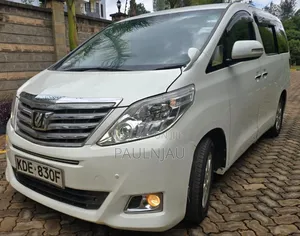 Toyota Alphard 2014