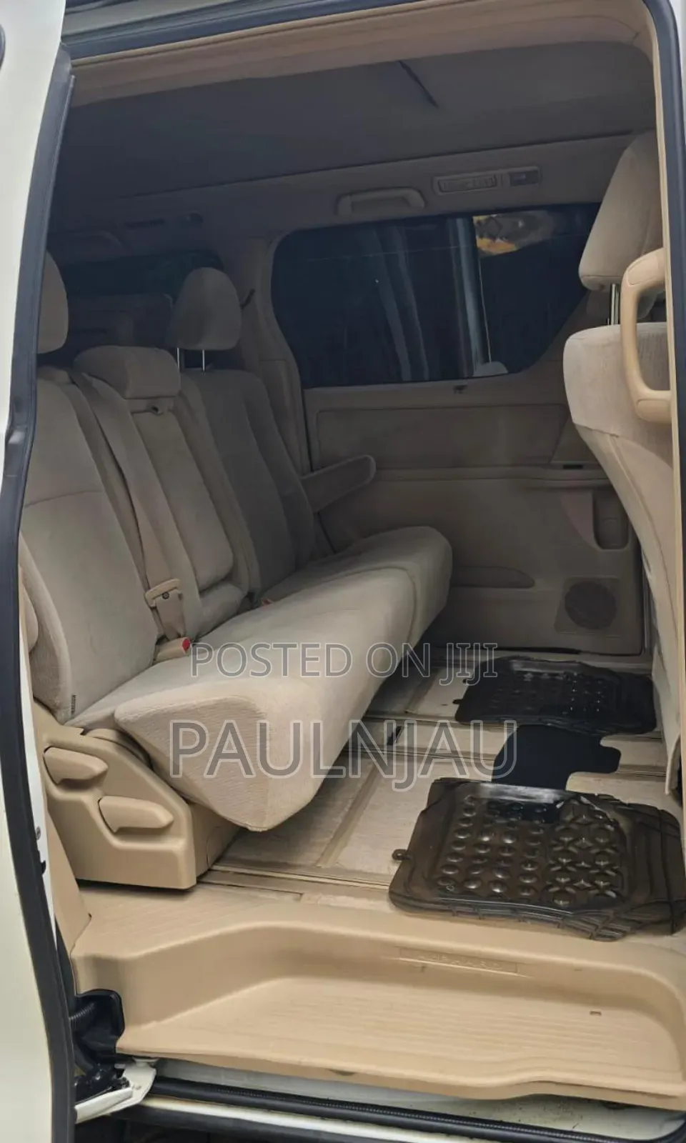 Toyota Alphard 2014