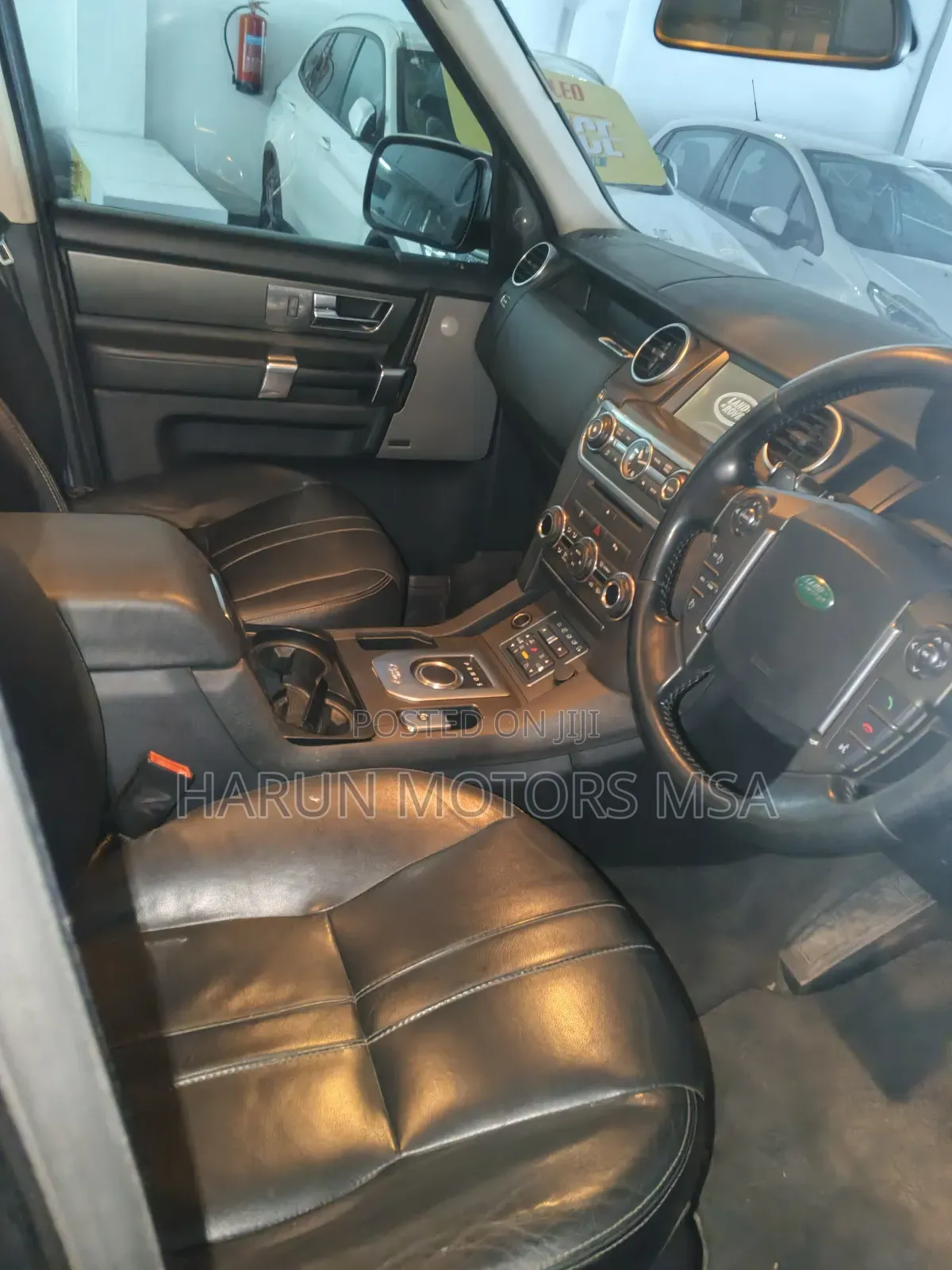 Land Rover Discovery 2012 Black