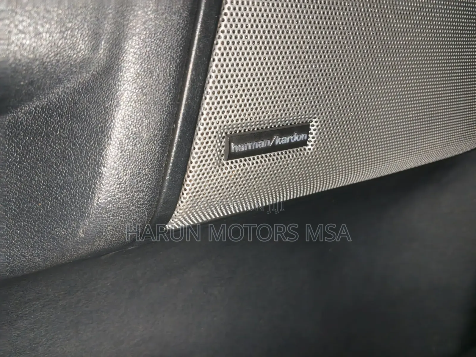 Land Rover Discovery 2012 Black