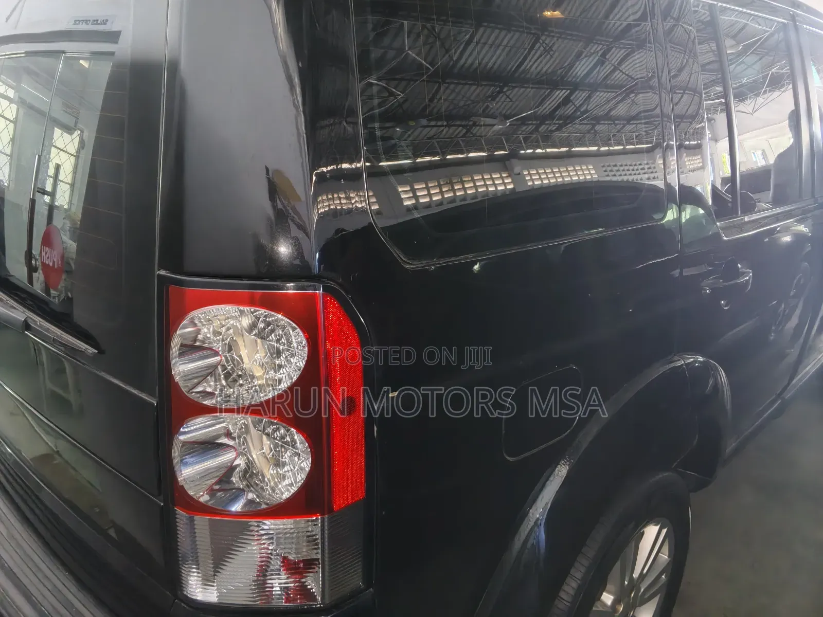 Land Rover Discovery 2012 Black