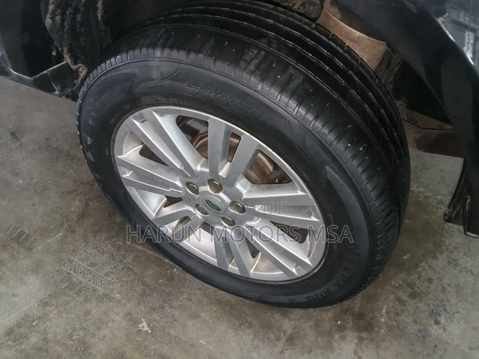 Land Rover Discovery 2012 Black