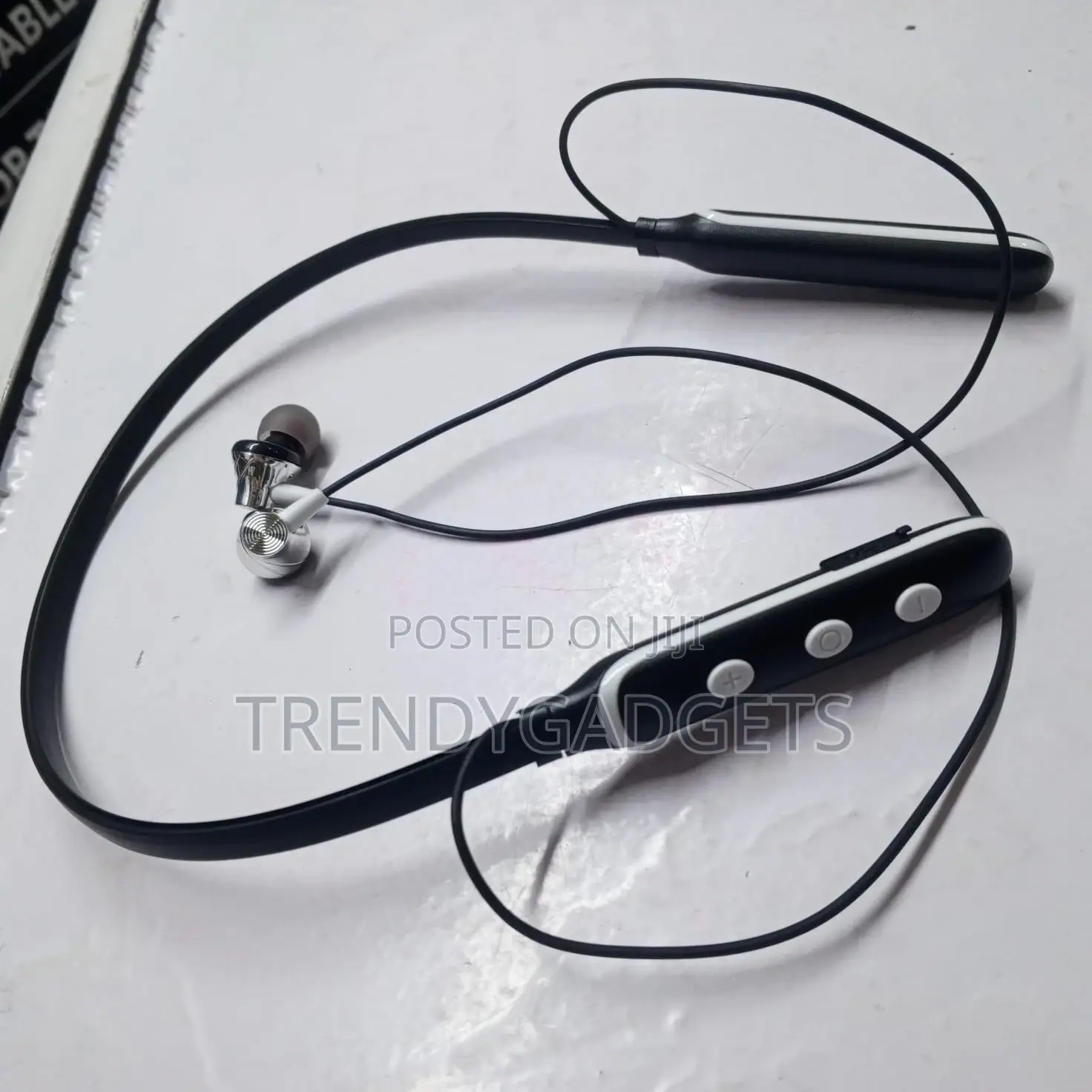 Ofia Huntop Ht-075 Hifi Wireless Earbuds With Touch Control, Neckband