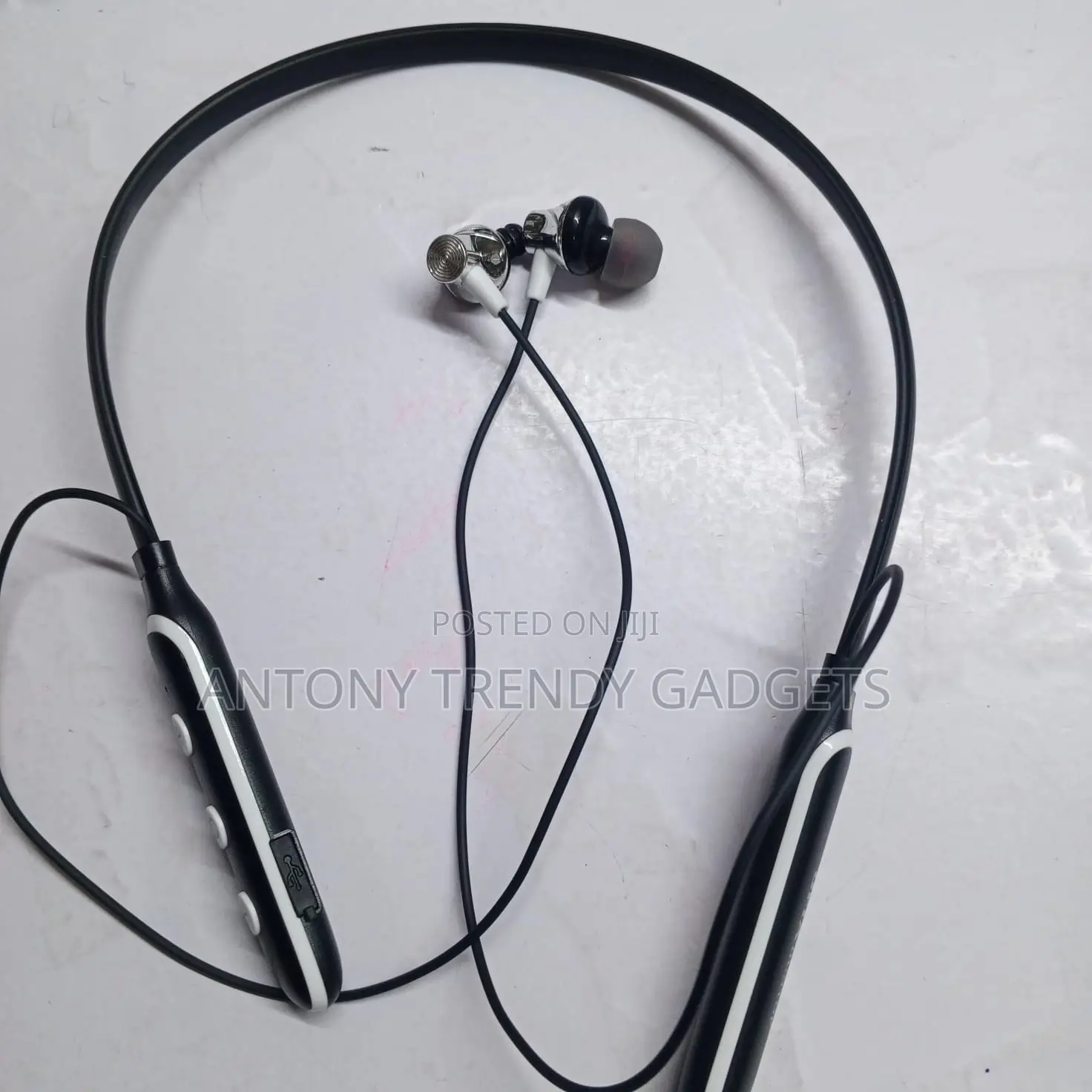 Ofia Huntop Ht-075 Earphones Long Battery Bluetooth Hifi