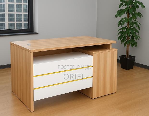 Office Desk : Executive 1.4m Office Staff Desk - thumbnail 2