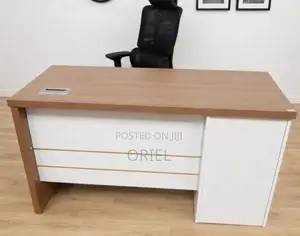 Office Desk : Executive 1.4m Office Staff Desk