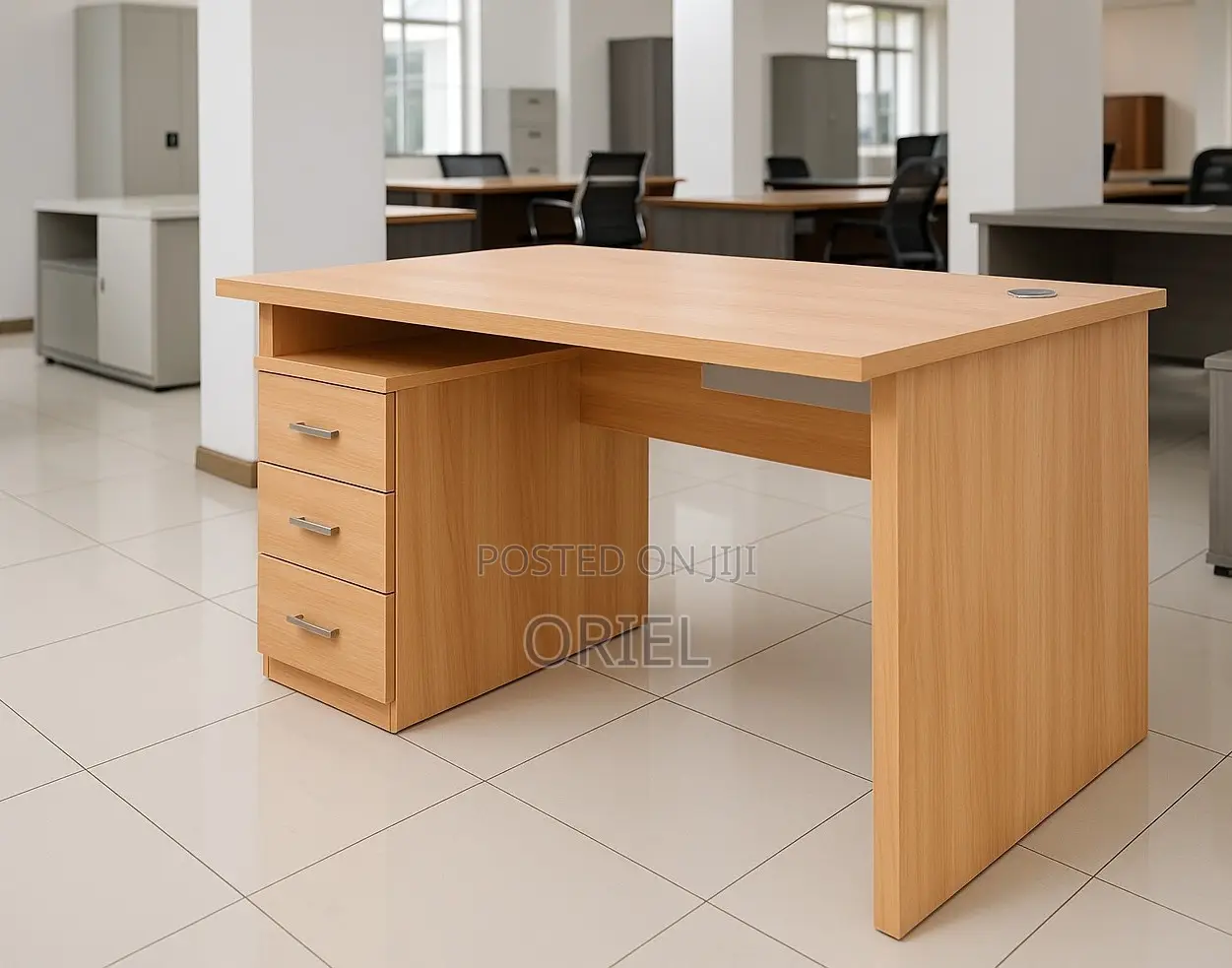 Office Desk : Executive 1.4m Office Staff Desk