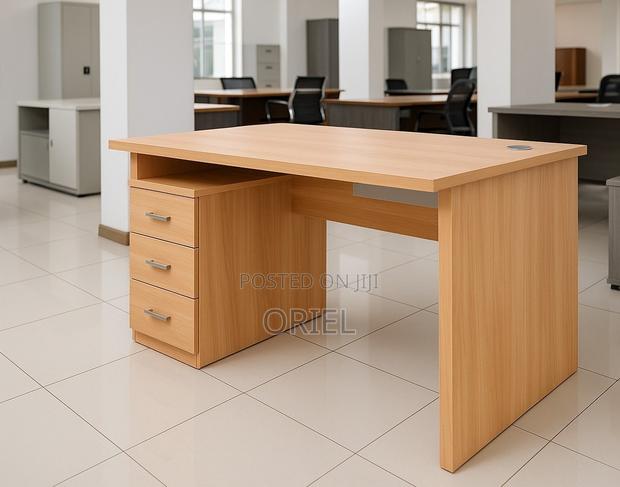 Office Desk : Executive 1.4m Office Staff Desk - thumbnail 12