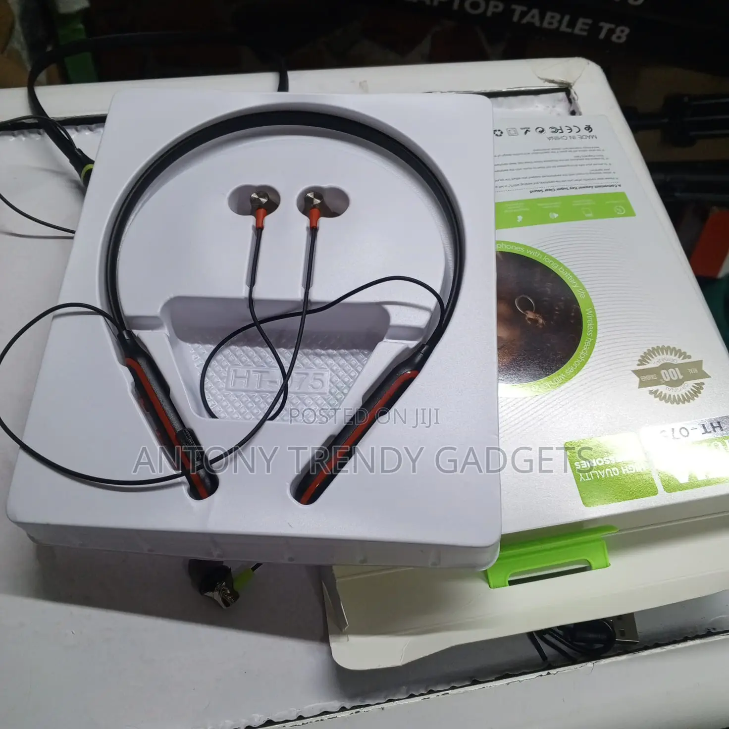 Ofia Huntop Ht-075 Wireless Neckband Earphones, Magnetic Smart Control