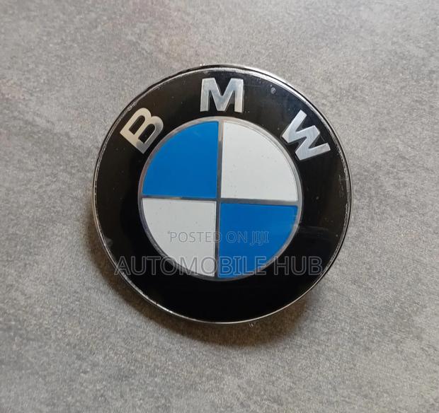BMW Car Logo Emblem – Durable Front/Rear Badge Replacement
