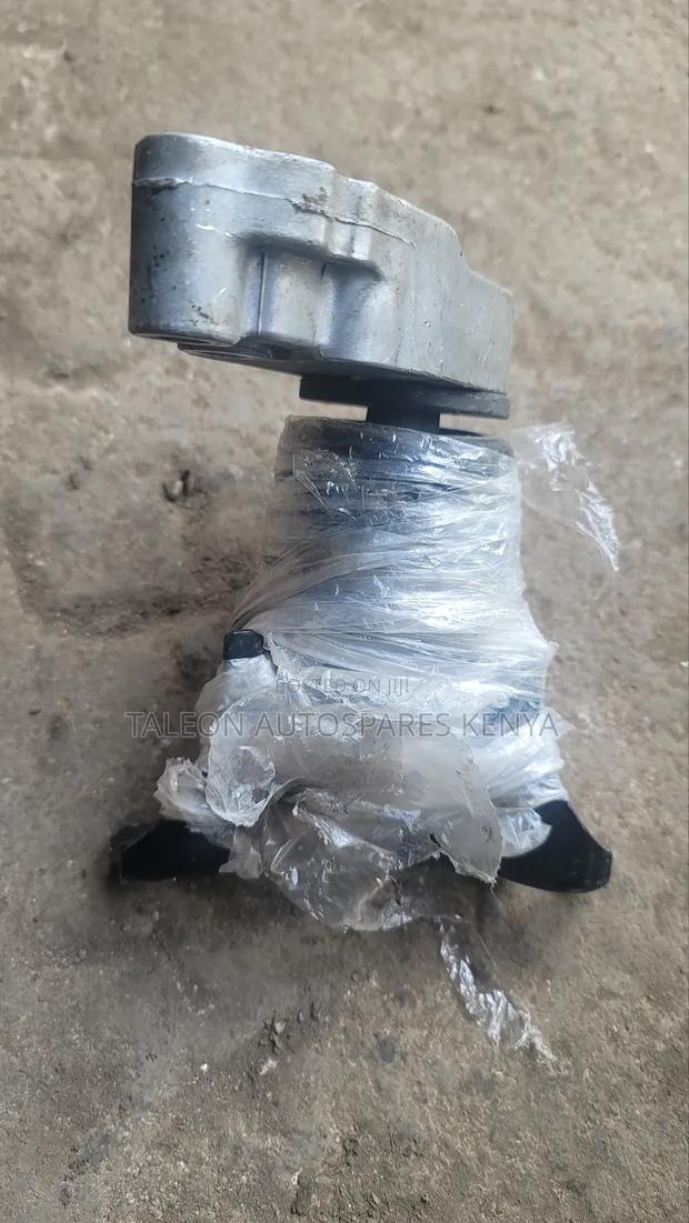 Mazda Demio 2007-2014 Engine Mountain - thumbnail 2