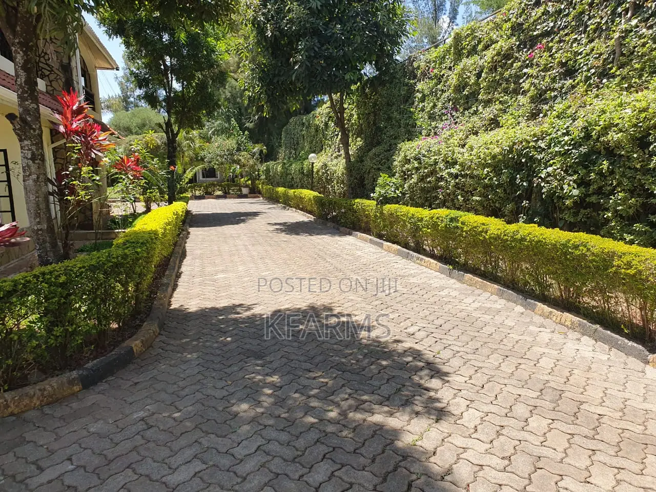 4bdrm Mansion in Ridgeways, Kiambu CBD for sale