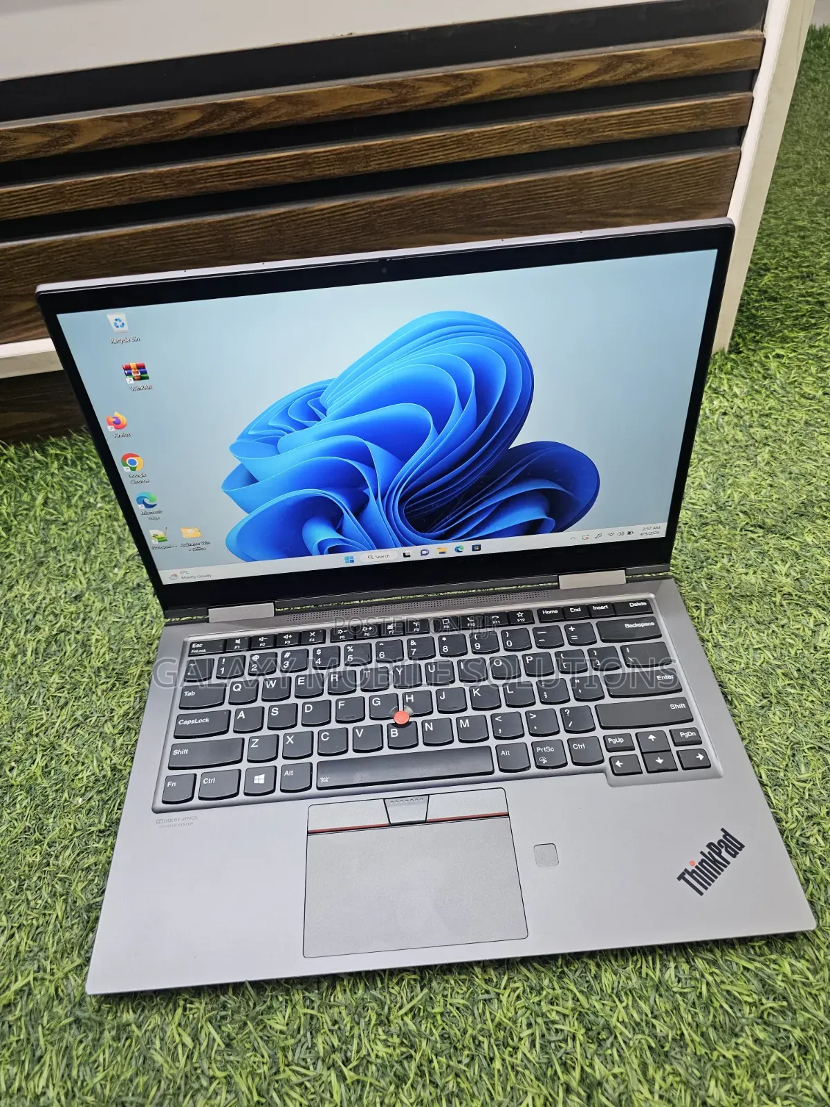 Laptop Lenovo ThinkPad X1 Yoga 4GB Intel Core i7 SSD 512GB
