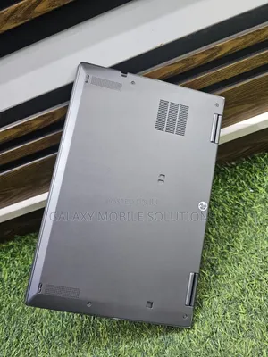 Laptop Lenovo ThinkPad X1 Yoga 4GB Intel Core i7 SSD 512GB