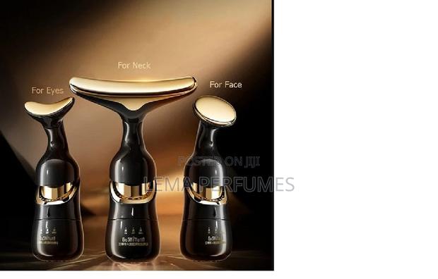 Gushiyuta 3-in-1 Face Massager – Skin Tightening Glow Tool
