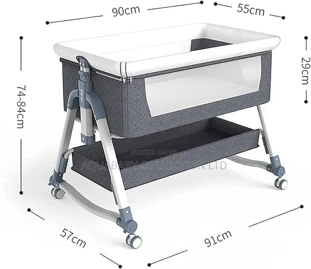 Co-Sleeper Bassinet With Net Changing Mat - thumbnail 5