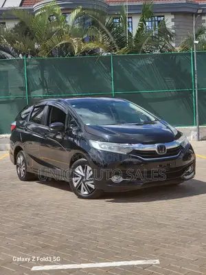 Honda Shuttle 1.5 Hybrid 4WD 2018 Black