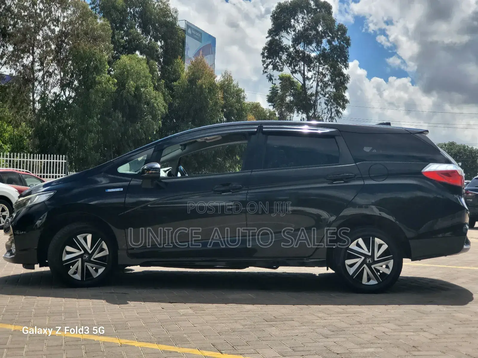 Honda Shuttle 1.5 Hybrid 4WD 2018 Black