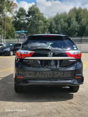 Honda Shuttle 1.5 Hybrid 4WD 2018 Black