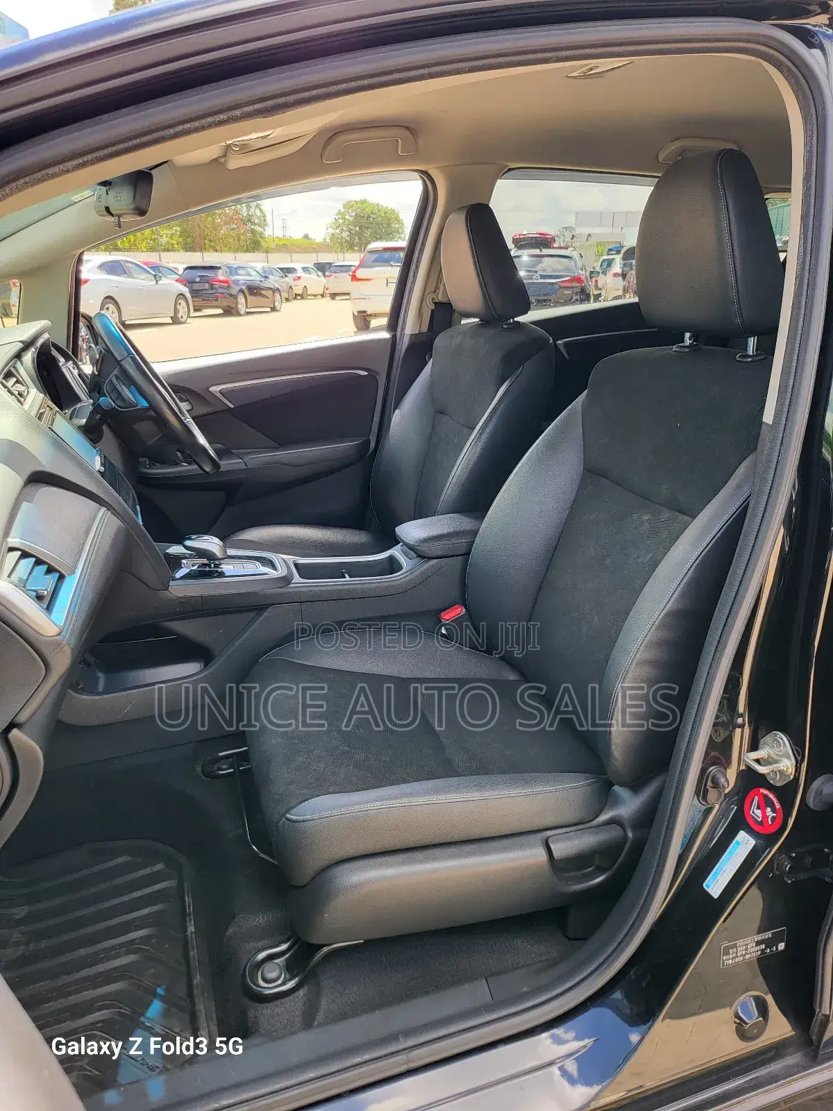 Honda Shuttle 1.5 Hybrid 4WD 2018 Black