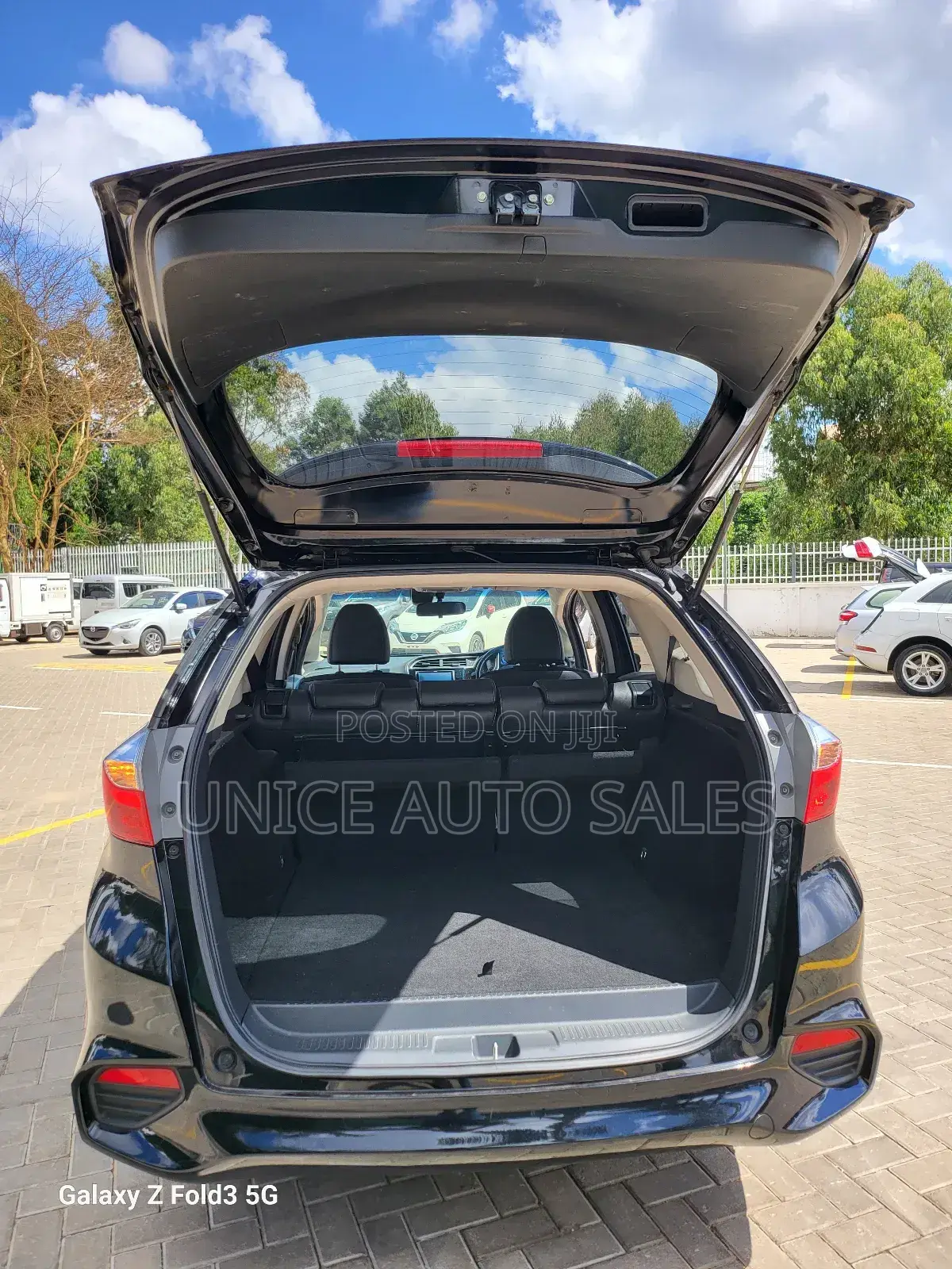 Honda Shuttle 1.5 Hybrid 4WD 2018 Black