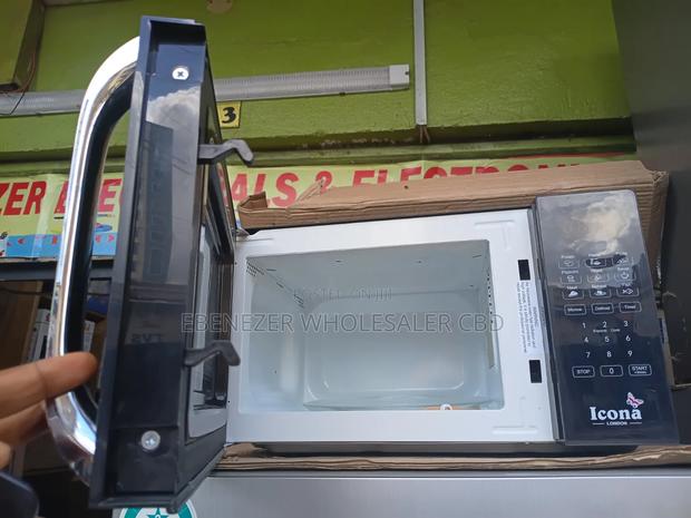 Slightly Used Microwave - thumbnail 2
