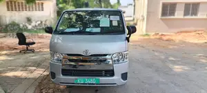 Toyota HiAce 2019 Silver