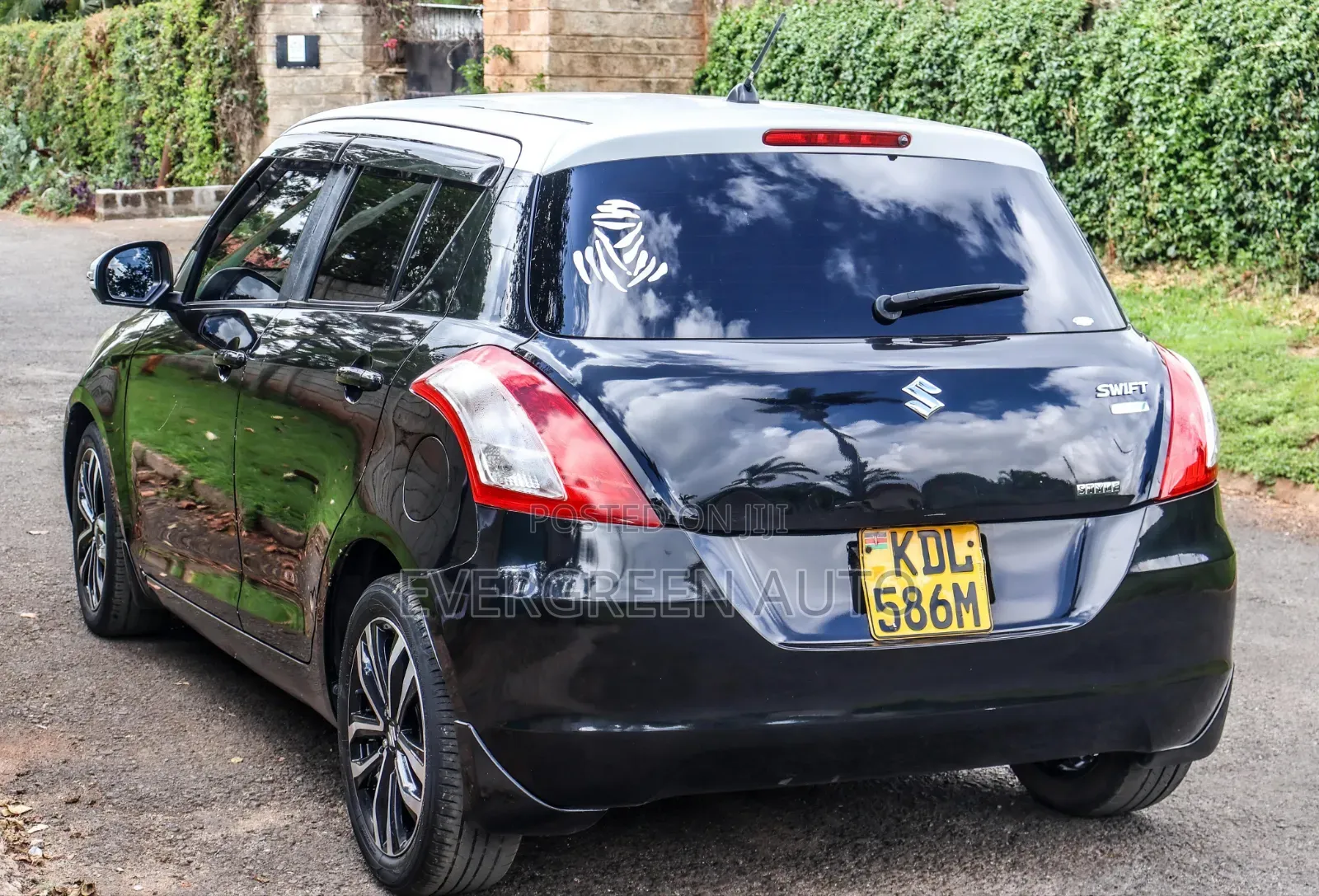 Suzuki Swift 2015 Black