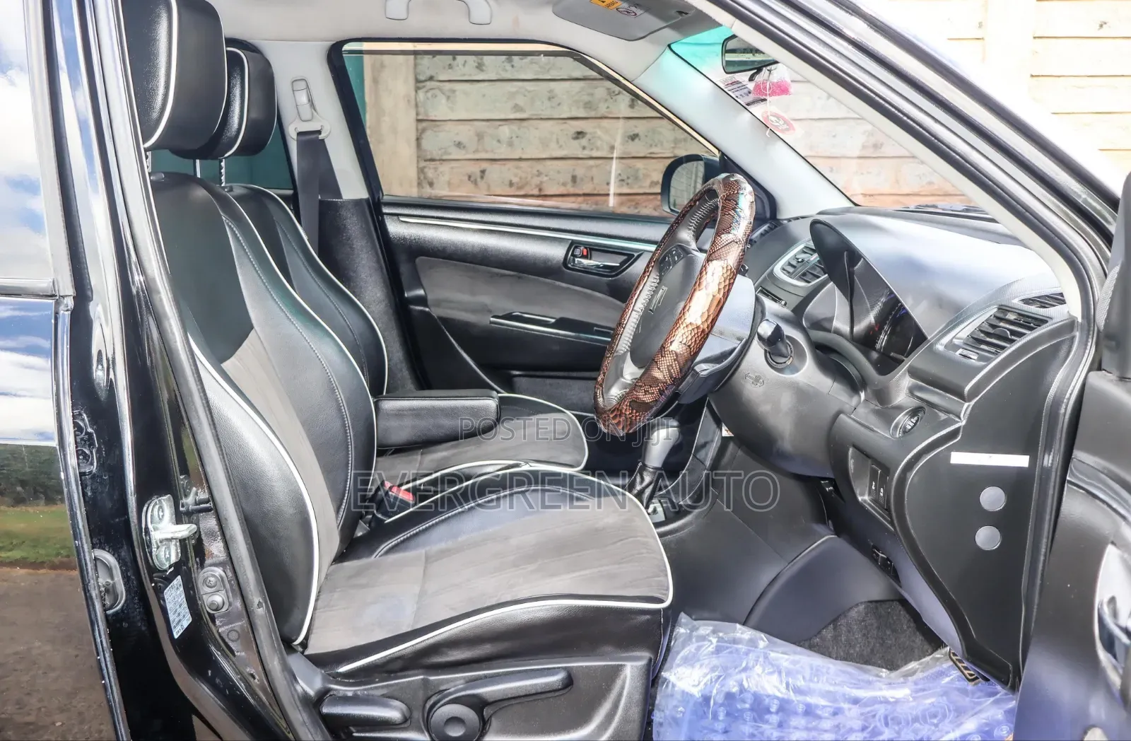 Suzuki Swift 2015 Black