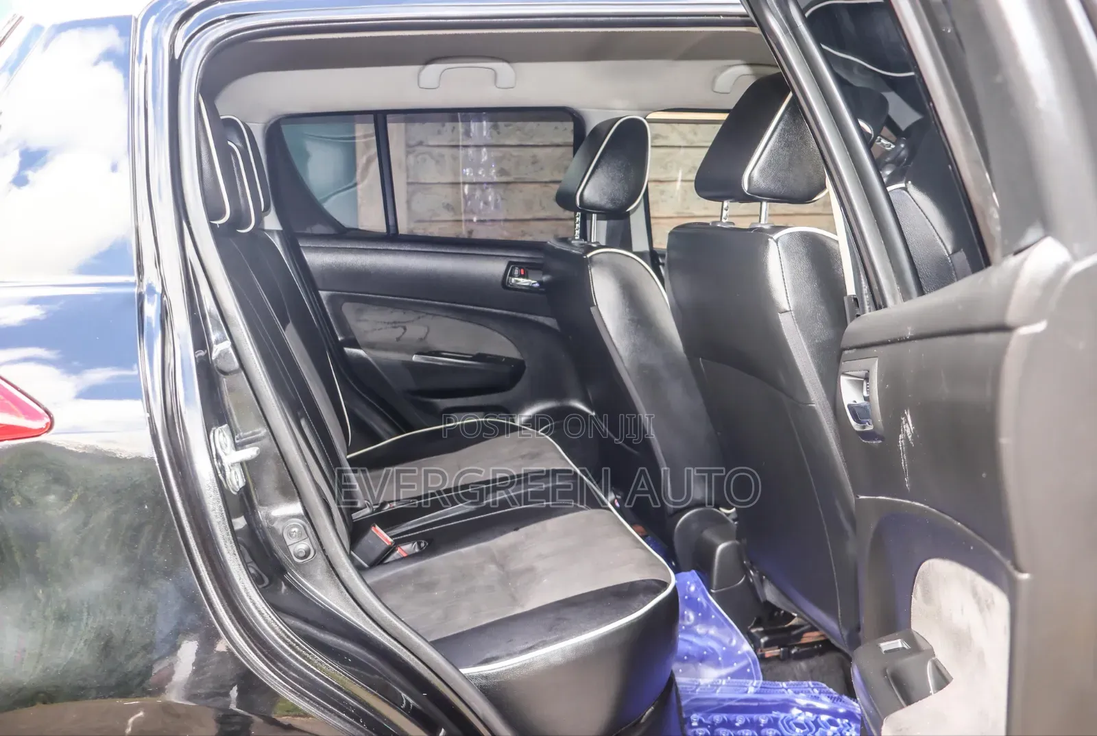Suzuki Swift 2015 Black