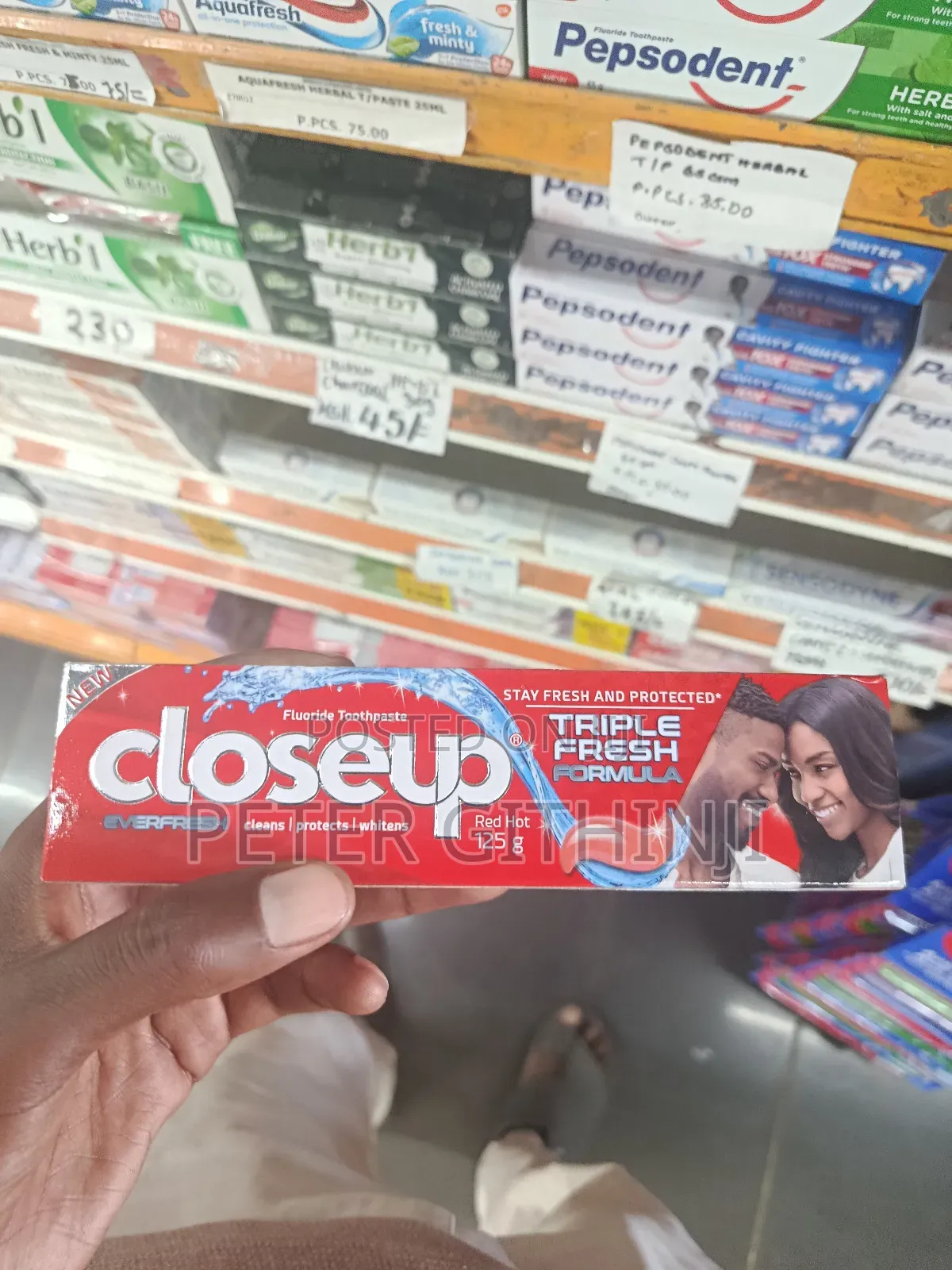 Close Up Toothpaste