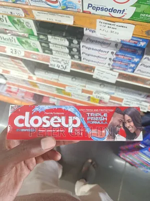 Close Up Toothpaste