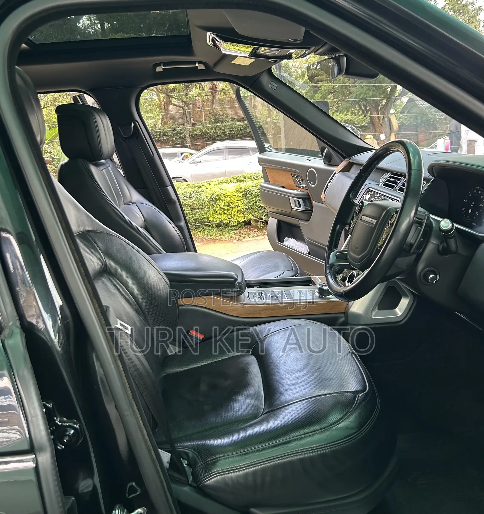 Land Rover Range Rover Vogue 2018 Black