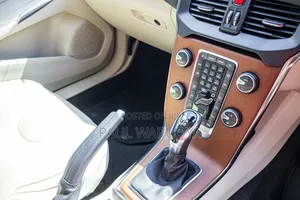 Volvo V40 2020 Blue