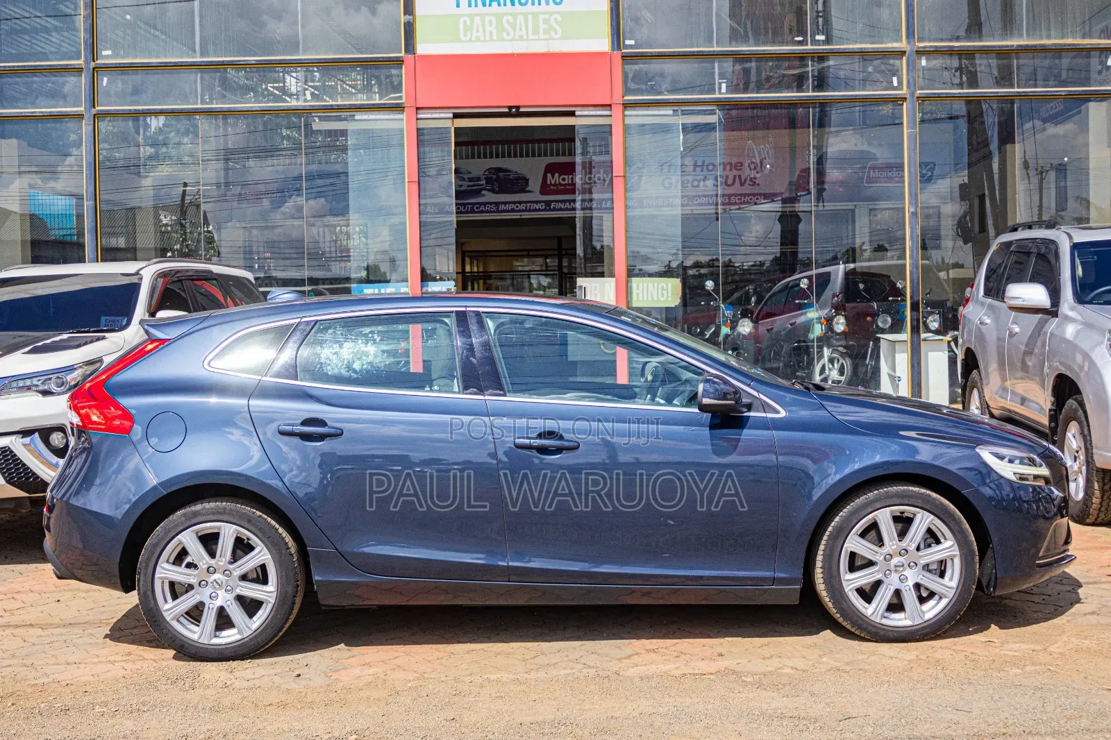 Volvo V40 2020 Blue