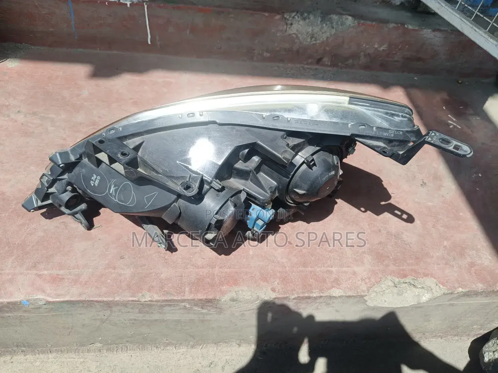 Headlight Nissan Sylphy Tb 17.