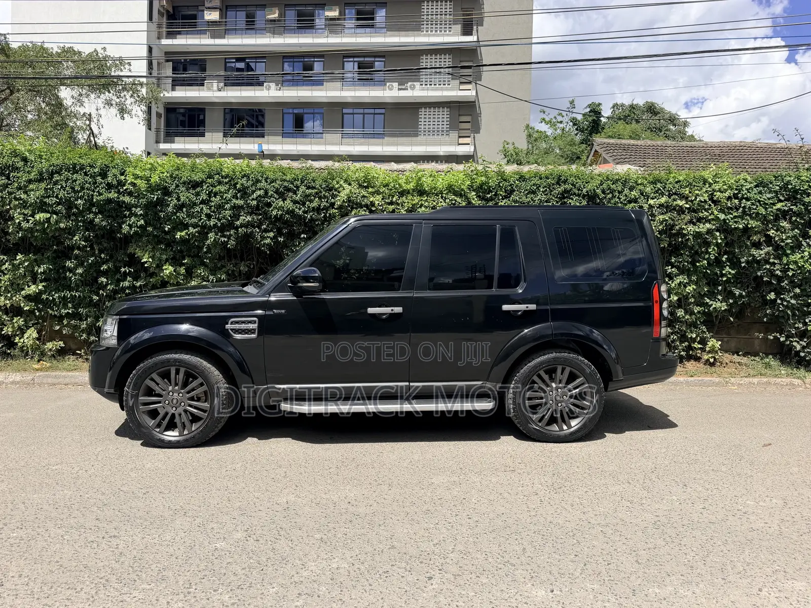 Land Rover Discovery 2016 Black