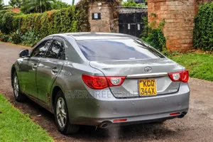 Toyota Mark X 2.5 RWD 2011 Silver