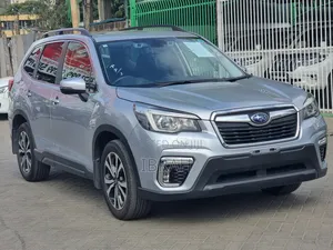 Subaru Forester 2018 Silver