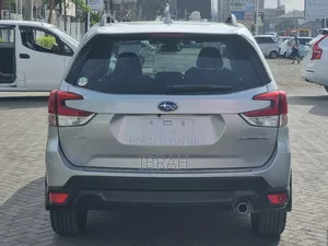 Subaru Forester 2018 Silver