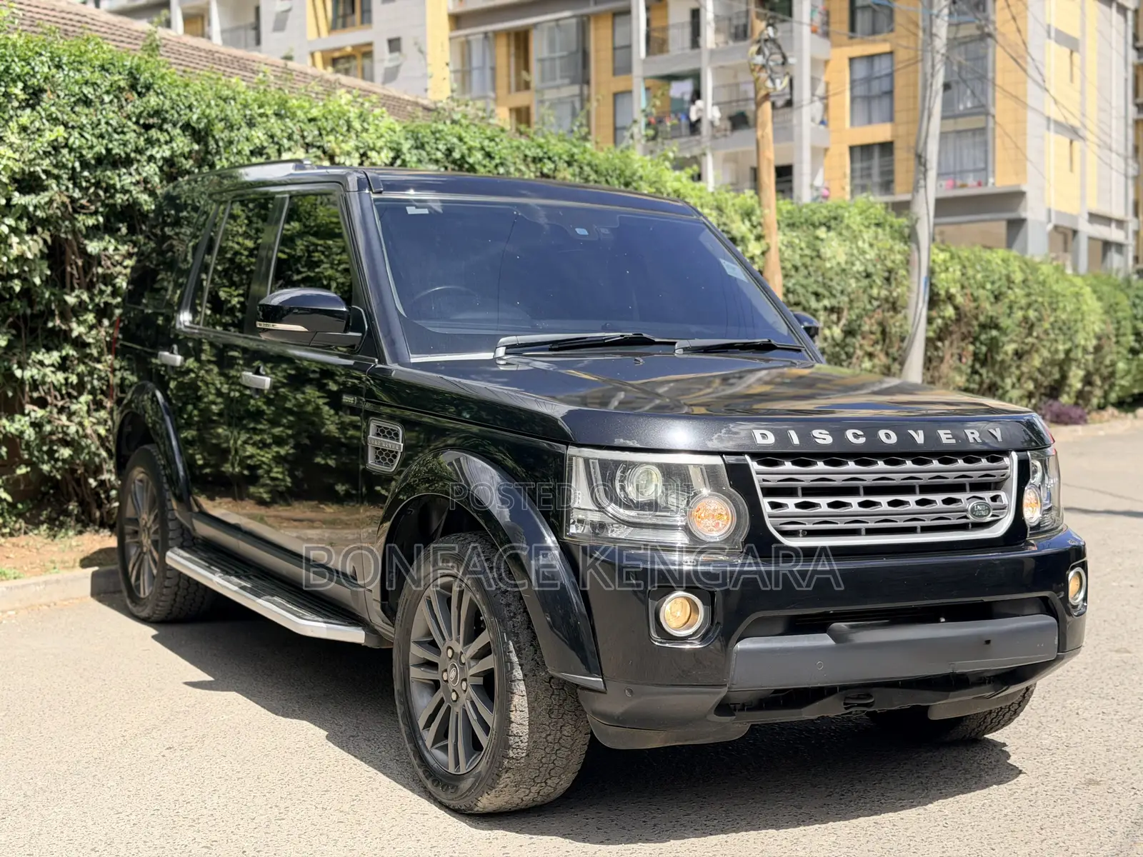 Land Rover Discovery 2016 Black