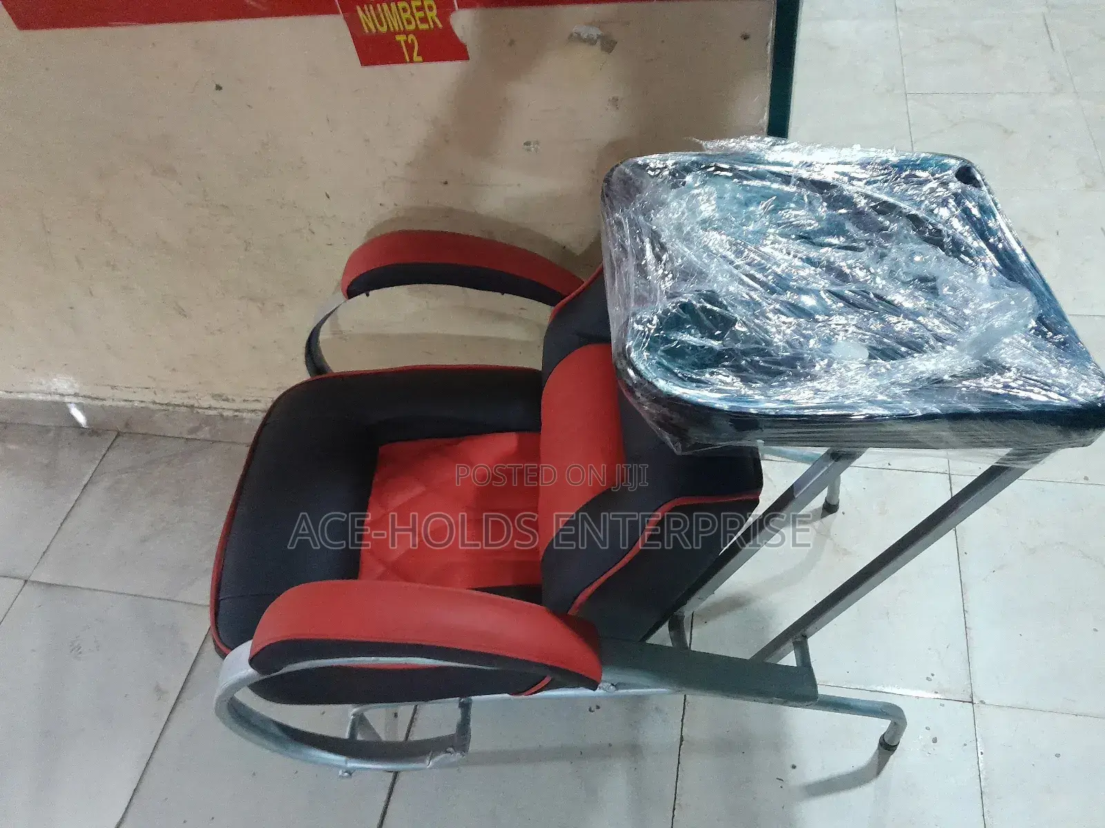 Executive Leathered Barber Chair With Sink (Black/Red)