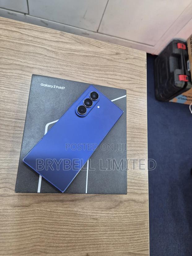 Samsung Galaxy Z Fold7 256 GB Blue - thumbnail 5